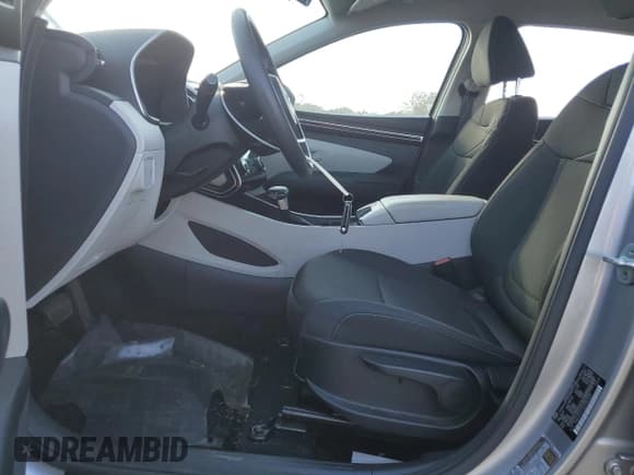✅ 2022 Hyundai Tucson SE • VIN: 5NMJA3AE8NH022042 • Lot: 91687355. Listed on Copart with 49,448 mi. Free auction sales archive from the USA and detailed vehicle history report at DreamBid. Image 7.