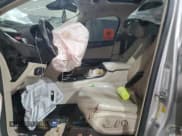 ✅ 2017 Lincoln MKC Reserve • VIN: 5LMCJ3C95HUL16691 • Lot: 60919875. Wystawiony na Copart z przebiegiem 100 130 mil. Bezpłatny archiwum sprzedaży aukcyjnych z USA i szczegółowy raport historii pojazdu na DreamBid. Zdjęcie 7.