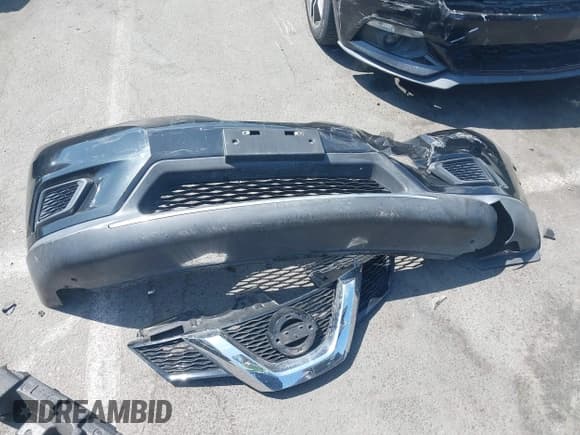 ✅ 2016 Nissan Rogue SV • VIN: 5N1AT2MV0GC730864 • Lot: 43130859. Listed on IAAI with 118,229 mi. Free auction sales archive from the USA and detailed vehicle history report at DreamBid. Image 12.