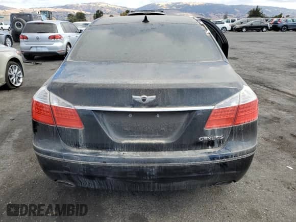 2009 Hyundai Genesis z VIN KMHGC46E59U025719, wystawiony jako Copart lot #78093124 z przebiegiem 145 837 mil mil oraz Czysty tytuł • Clean title. Historia ofert i sprzedaży dostępna na DreamBid. Obrazek 6.