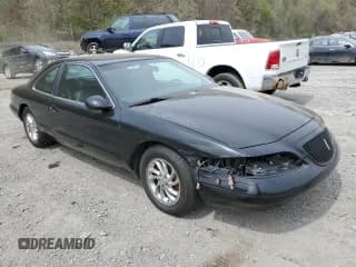 ✅ 1998 Lincoln Mark VIII • VIN: 1LNFM92V3WY677061 • Лот: 54391595. Опубликован ранее на Copart с пробегом 127 003 миль. Бесплатный доступ к архиву аукционных продаж из США и подробный отчёт об истории автомобиля на DreamBid. Изображение 4.