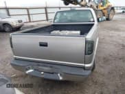 ✅ 2000 Chevrolet S-10 LS • VIN: 1GCCS14W2Y8168652 • Лот: 41515733. Опубликован ранее на IAAI с пробегом 263 672 миль. Бесплатный доступ к архиву аукционных продаж из США и подробный отчёт об истории автомобиля на DreamBid. Изображение 17.
