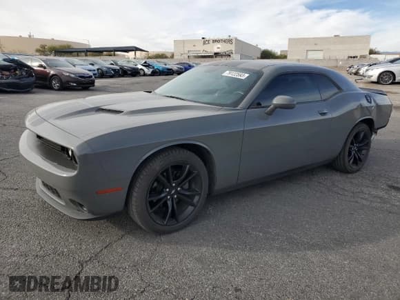 ✅ 2018 Dodge Challenger SXT Plus • VIN: 2C3CDZAG8JH204550 • Lot: 79122593. Wystawiony na Copart z przebiegiem 43 628 mil. Bezpłatny archiwum sprzedaży aukcyjnych z USA i szczegółowy raport historii pojazdu na DreamBid. Zdjęcie 1.