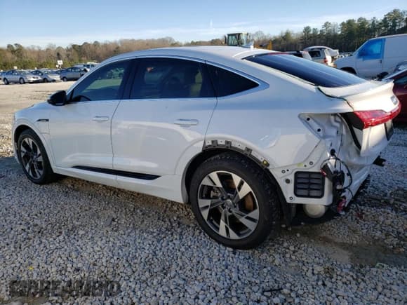 ✅ 2021 Audi e-tron Premium • VIN: WA11AAGE0MB001257 • Lot: 38788454. Listed on Copart with 38,932 mi. Free auction sales archive from the USA and detailed vehicle history report at DreamBid. Image 2.