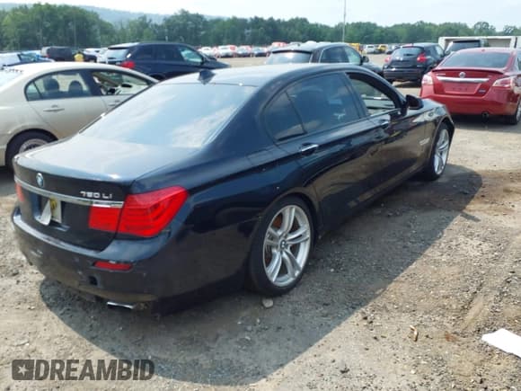 ✅ 2011 BMW 7 Series 750Li xDrive • VIN: WBAKC8C56BC434363 • Lot: 42937217. Listed on IAAI with 115,263 mi. Free auction sales archive from the USA and detailed vehicle history report at DreamBid. Image 4.