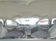 ✅ 2017 Ford Focus SE • VIN: 1FADP3F26HL317899 • Lot: 94105135. Wystawiony na Copart z przebiegiem 128 395 mil. Bezpłatny archiwum sprzedaży aukcyjnych z USA i szczegółowy raport historii pojazdu na DreamBid. Zdjęcie 14.