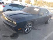 ✅ 2012 Dodge Challenger R/T Plus • VIN: 2C3CDYBT2CH292987 • Lot: 41484399. Wystawiony na IAAI z przebiegiem 179 523 mil. Bezpłatny archiwum sprzedaży aukcyjnych z USA i szczegółowy raport historii pojazdu na DreamBid. Zdjęcie 2.