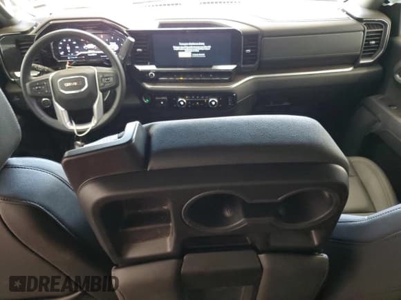 ✅ 2025 GMC Sierra 1500 SLT • VIN: 1GTPHDED5SZ310847 • Лот: 71711245. Опубликован ранее на Copart с пробегом 5 631 миль. Бесплатный доступ к архиву аукционных продаж из США и подробный отчёт об истории автомобиля на DreamBid. Изображение 8.