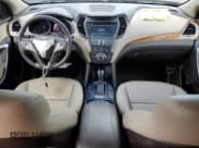 ✅ 2016 Hyundai Santa Fe • VIN: 5XYZWDLA8GG332807 • Лот: 86062895. Опубликован ранее на Copart с пробегом 84 313 миль. Бесплатный доступ к архиву аукционных продаж из США и подробный отчёт об истории автомобиля на DreamBid. Изображение 8.