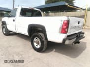 ✅ 2007 Chevrolet Silverado 2500HD Work Truck • VIN: 1GCHC24U37E140124 • Lot: 42265576. Wystawiony na IAAI z przebiegiem 293 508 mil. Bezpłatny archiwum sprzedaży aukcyjnych z USA i szczegółowy raport historii pojazdu na DreamBid. Zdjęcie 3.