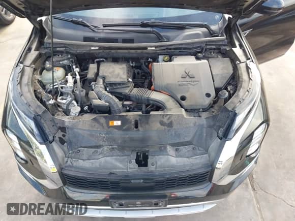 2023 Mitsubishi Outlander SE with VIN JA4T5UA97PZ058755, listed as a IAAI auction lot 42543170 with 66,418 mi miles and . Bid and sale history available at DreamBid. Image 10.