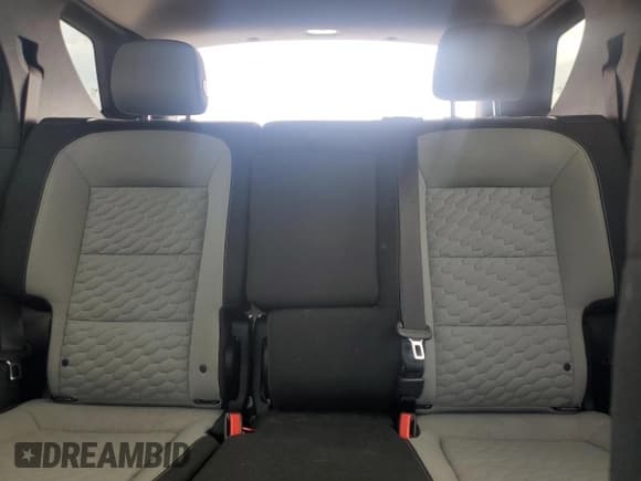 ✅ 2019 Chevrolet Equinox LS • VIN: 3GNAXSEV8KL111201 • Лот: 81365565. Опубликован ранее на Copart с пробегом 84 671 миль. Бесплатный доступ к архиву аукционных продаж из США и подробный отчёт об истории автомобиля на DreamBid. Изображение 10.