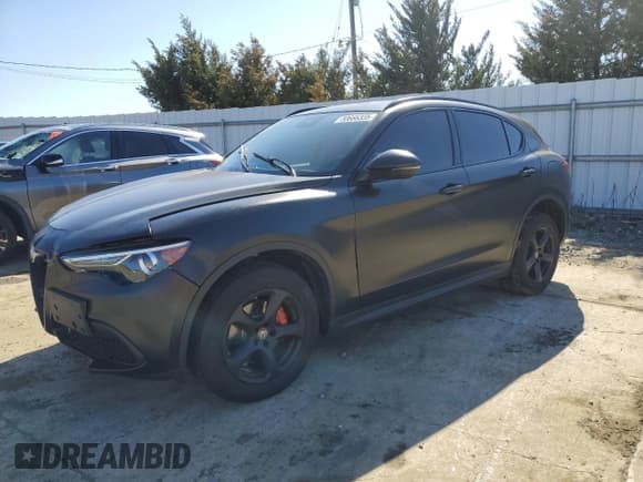✅ 2021 Alfa Romeo Stelvio • VIN: ZASPAKANXM7D09982 • Лот: 50666335. Опубликован ранее на Copart с пробегом 54 542 миль. Бесплатный доступ к архиву аукционных продаж из США и подробный отчёт об истории автомобиля на DreamBid. Изображение 1.