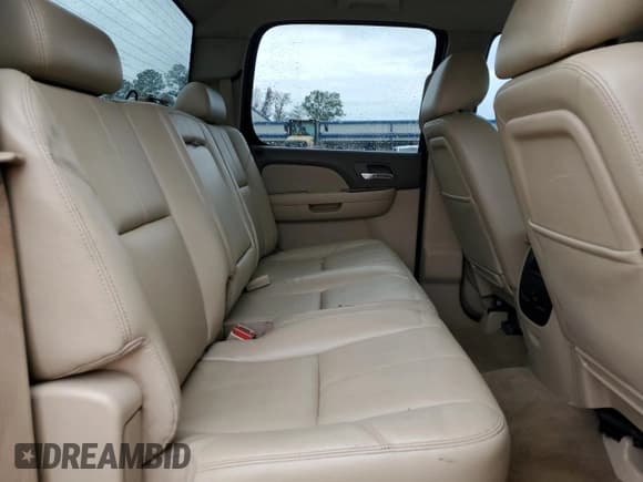 ✅ 2013 Chevrolet Silverado 2500HD LTZ • VIN: 1GC1KYEG3DF145023 • Lot: 81495764. Listed on Copart with 223,995 mi. Free auction sales archive from the USA and detailed vehicle history report at DreamBid. Image 10.