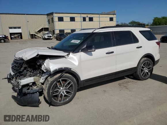 ✅ 2017 Ford Explorer Sport • VIN: 1FM5K8GT6HGE22187 • Lot: 51063595. Wystawiony na Copart z przebiegiem Nie podano. Bezpłatny archiwum sprzedaży aukcyjnych z USA i szczegółowy raport historii pojazdu na DreamBid. Zdjęcie 1.
