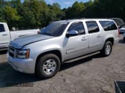 ✅ 2013 Chevrolet Suburban LT • VIN: 1GNSCJE09DR253857 • Lot: 70225474. Wystawiony na Copart z przebiegiem 166 029 mil. Bezpłatny archiwum sprzedaży aukcyjnych z USA i szczegółowy raport historii pojazdu na DreamBid. Zdjęcie 1.