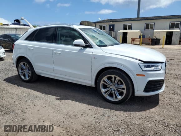 ✅ 2017 Audi Q3 Prestige • VIN: WA1GCCFSXHR000816 • Lot: 57408635. Listed on Copart with 5,172 mi. Free auction sales archive from the USA and detailed vehicle history report at DreamBid. Image 4.