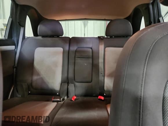 ✅ 2012 Chevrolet Captiva Sport LS • VIN: 3GNAL2EK2CS579515 • Lot: 68123195. Wystawiony na Copart z przebiegiem 105 911 mil. Bezpłatny archiwum sprzedaży aukcyjnych z USA i szczegółowy raport historii pojazdu na DreamBid. Zdjęcie 10.