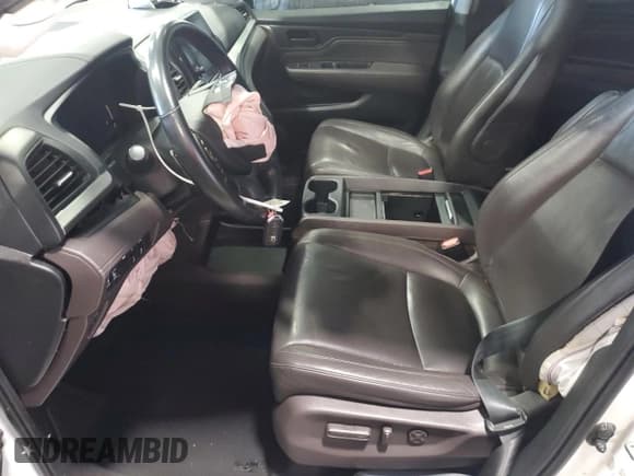 ✅ 2020 Honda Odyssey Touring • VIN: 5FNRL6H85LB032945 • Lot: 64429285. Listed on Copart with 85,696 mi. Free auction sales archive from the USA and detailed vehicle history report at DreamBid. Image 7.