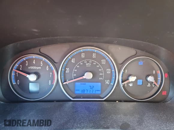 ✅ 2007 Hyundai Santa Fe SE • VIN: 5NMSH73E17H057870 • Lot: 84293355. Listed on Copart with 187,111 mi. Free auction sales archive from the USA and detailed vehicle history report at DreamBid. Image 9.