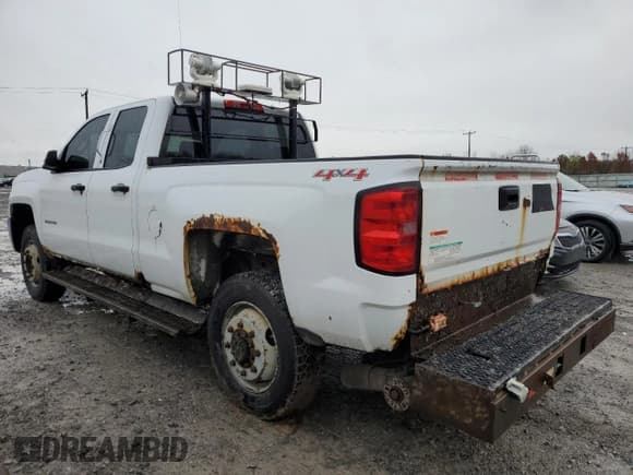 ✅ 2015 Chevrolet Silverado 2500HD Work Truck • VIN: 1GC2KUEG6FZ136539 • Лот: 90902315. Опубликован ранее на Copart с пробегом Не указан. Бесплатный доступ к архиву аукционных продаж из США и подробный отчёт об истории автомобиля на DreamBid. Изображение 2.