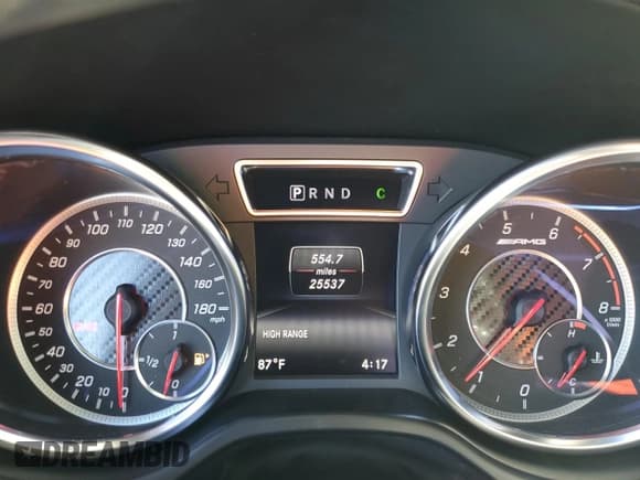 ✅ 2018 Mercedes-Benz G 63 AMG • VIN: WDCYC7DH8JX295113 • Lot: 86330275. Wystawiony na Copart z przebiegiem 25 537 mil. Bezpłatny archiwum sprzedaży aukcyjnych z USA i szczegółowy raport historii pojazdu na DreamBid. Zdjęcie 9.