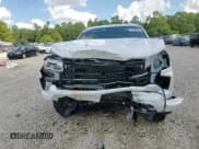 ✅ 2025 Chevrolet Silverado 1500 • VIN: 3GCUKJELXSG260022 • Лот: 62686135. Опубликован ранее на Copart с пробегом 3 987 миль. Бесплатный доступ к архиву аукционных продаж из США и подробный отчёт об истории автомобиля на DreamBid. Изображение 14.