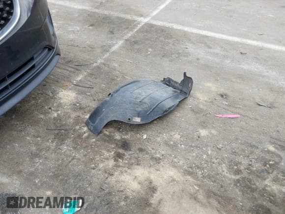 ✅ 2013 Hyundai Elantra Limited • VIN: 5NPDH4AE1DH433170 • Lot: 43405616. Listed on IAAI with 167,491 mi. Free auction sales archive from the USA and detailed vehicle history report at DreamBid. Image 12.