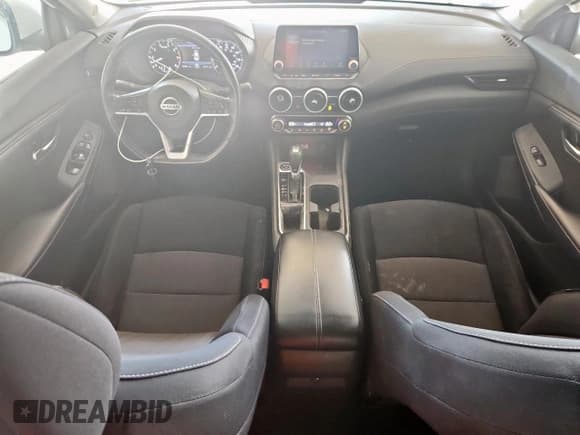 ✅ 2021 Nissan Sentra SV • VIN: 3N1AB8CV0MY301855 • Lot: 71599455. Listed on Copart with 90,986 mi. Free auction sales archive from the USA and detailed vehicle history report at DreamBid. Image 8.