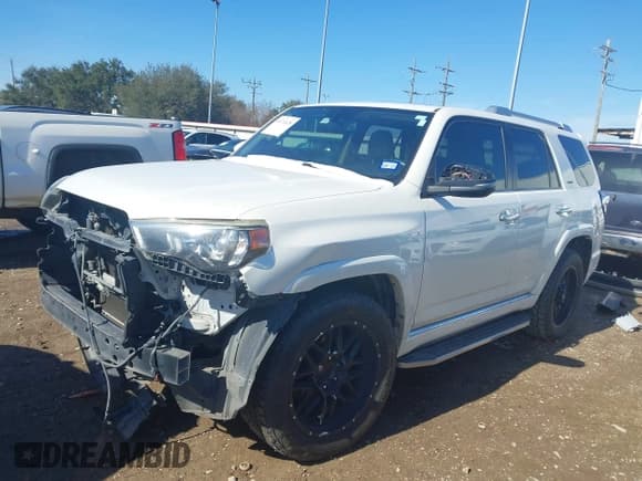 ✅ 2015 Toyota 4Runner SR5 • VIN: JTEZU5JR2F5102302 • Lot: 41371628. Listed on IAAI with 233,038 mi. Free auction sales archive from the USA and detailed vehicle history report at DreamBid. Image 18.