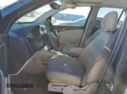 ✅ 2006 Saturn VUE • VIN: 5GZCZ33D06S893690 • Lot: 82201004. Wystawiony na Copart z przebiegiem Nie podano. Bezpłatny archiwum sprzedaży aukcyjnych z USA i szczegółowy raport historii pojazdu na DreamBid. Zdjęcie 7.