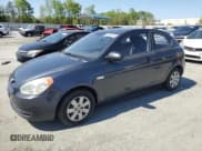 ✅ 2008 Hyundai Accent GS • VIN: KMHCM36C98U102546 • Лот: 52555415. Опубликован ранее на Copart с пробегом 159 468 миль. Бесплатный доступ к архиву аукционных продаж из США и подробный отчёт об истории автомобиля на DreamBid. Изображение 1.