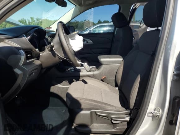 ✅ 2020 Chevrolet Traverse LS • VIN: 1GNERFKW5LJ299474 • Lot: 53428605. Listed on Copart with 100,478 mi. Free auction sales archive from the USA and detailed vehicle history report at DreamBid. Image 7.