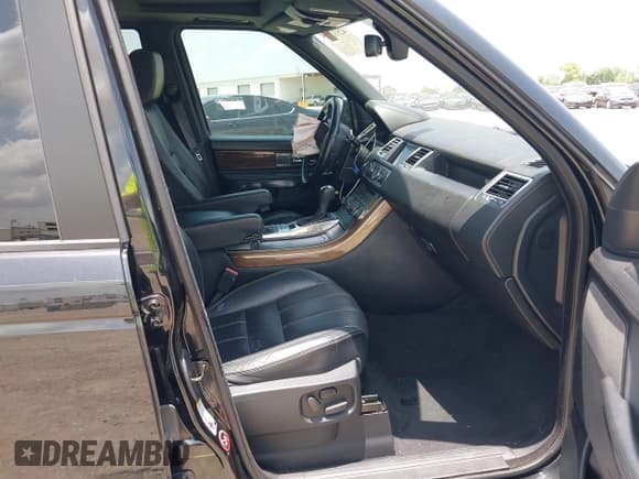✅ 2013 Land Rover Range Rover Sport SC • VIN: SALSH2E48DA783604 • Lot: 42532055. Listed on IAAI with 127,521 mi. Free auction sales archive from the USA and detailed vehicle history report at DreamBid. Image 5.