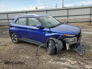 ✅ 2024 Hyundai Venue SEL • VIN: KMHRC8A38RU284095 • Lot: 58979905. Listed on Copart with 17,646 mi. Free auction sales archive from the USA and detailed vehicle history report at DreamBid. Image 4.