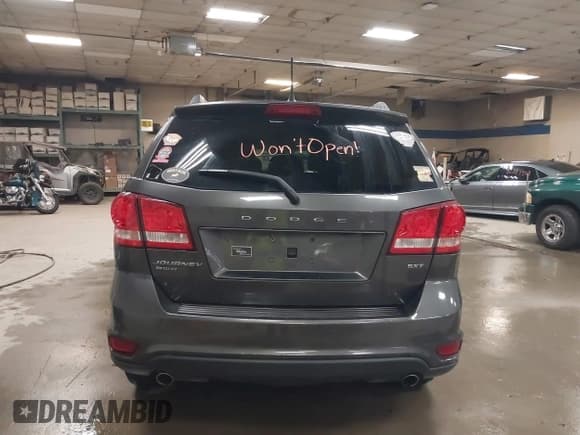 ✅ 2017 Dodge Journey SXT • VIN: 3C4PDDBG3HT512659 • Lot: 42866742. Wystawiony na IAAI z przebiegiem Nie podano. Bezpłatny archiwum sprzedaży aukcyjnych z USA i szczegółowy raport historii pojazdu na DreamBid. Zdjęcie 17.