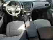 ✅ 2018 Chevrolet Equinox LS • VIN: 2GNAXHEV2J6333240 • Lot: 90414845. Wystawiony na Copart z przebiegiem 102 656 mil mil. Skorzystaj z bezpłatnego archiwum sprzedaży aukcyjnych z USA i zobacz szczegółowy raport historii pojazdu na DreamBid. Zdjęcie 8.