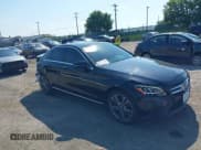 ✅ 2021 Mercedes-Benz C 300 • VIN: W1KWF8EB1MR612586 • Lot: 42677062. Wystawiony na IAAI z przebiegiem 35 240 mil. Bezpłatny archiwum sprzedaży aukcyjnych z USA i szczegółowy raport historii pojazdu na DreamBid. Zdjęcie 1.