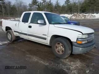 ✅ 2001 Chevrolet Silverado 1500 LT • VIN: 2GCEC19TX11144290 • Lot: 41709661. Wystawiony na IAAI z przebiegiem 405 583 mil mil. Skorzystaj z bezpłatnego archiwum sprzedaży aukcyjnych z USA i zobacz szczegółowy raport historii pojazdu na DreamBid. Zdjęcie 1.