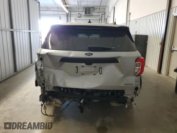 ✅ 2023 Ford Police Interceptor Utility • VIN: 1FM5K8AC6PGA17180 • Лот: 84434374. Опубликован ранее на Copart с пробегом 6 512 миль. Бесплатный доступ к архиву аукционных продаж из США и подробный отчёт об истории автомобиля на DreamBid. Изображение 6.