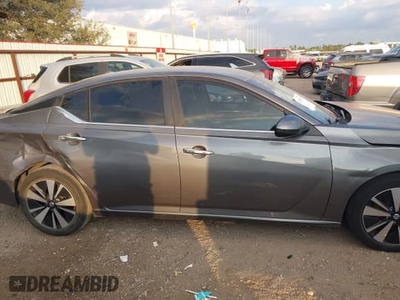 ✅ 2021 Nissan Altima SV • VIN: 1N4BL4DV5MN326338 • Лот: 43771370. Опубликован ранее на IAAI с пробегом 110 370 миль. Бесплатный доступ к архиву аукционных продаж из США и подробный отчёт об истории автомобиля на DreamBid. Изображение 14.