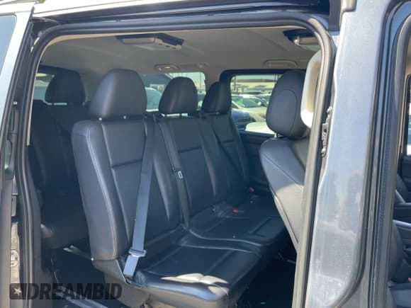 ✅ 2016 Mercedes-Benz Metris Passenger • VIN: WD4PG2EE8G3106348 • Lot: 62877663. Wystawiony na Copart z przebiegiem 137 649 mil. Bezpłatny archiwum sprzedaży aukcyjnych z USA i szczegółowy raport historii pojazdu na DreamBid. Zdjęcie 6.