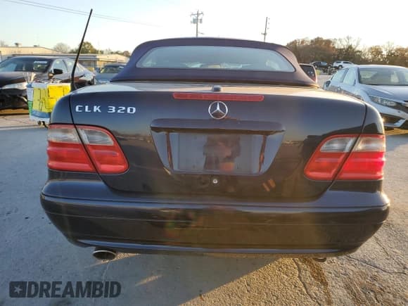 ✅ 2003 Mercedes-Benz CLK 320 • VIN: WDBLK65GX3T144205 • Lot: 92627495. Wystawiony na Copart z przebiegiem 142 399 mil. Bezpłatny archiwum sprzedaży aukcyjnych z USA i szczegółowy raport historii pojazdu na DreamBid. Zdjęcie 6.