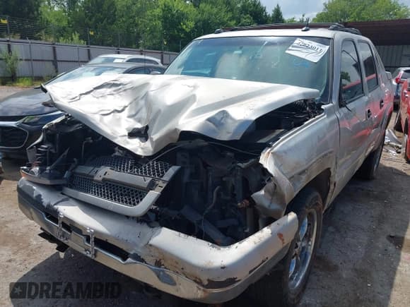✅ 2005 Chevrolet Avalanche LS • VIN: 3GNEC12Z65G174292 • Lot: 42823011. Listed on IAAI with Not provided. Free auction sales archive from the USA and detailed vehicle history report at DreamBid. Image 6.