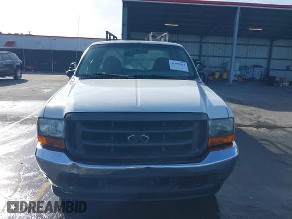 ✅ 2004 Ford F-250 XL • VIN: 1FTNX20L44EC45528 • Lot: 41598042. Listed on IAAI with 2,163,017 mi. Free auction sales archive from the USA and detailed vehicle history report at DreamBid. Image 6.