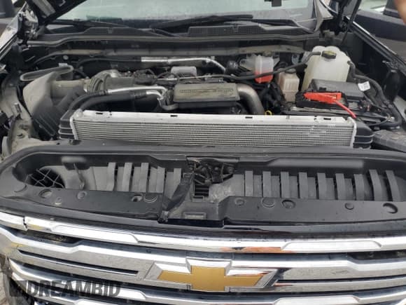 ✅ 2024 Chevrolet Silverado 2500HD • VIN: 2GC1YPEY7R1105110 • Lot: 51956885. Wystawiony na Copart z przebiegiem 20 133 mil. Bezpłatny archiwum sprzedaży aukcyjnych z USA i szczegółowy raport historii pojazdu na DreamBid. Zdjęcie 11.