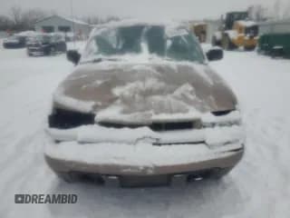 ✅ 2004 Chevrolet Blazer LS • VIN: 1GNDT13X74K129006 • Lot: 88993075. Wystawiony na Copart z przebiegiem Nie podano. Bezpłatny archiwum sprzedaży aukcyjnych z USA i szczegółowy raport historii pojazdu na DreamBid. Zdjęcie 5.