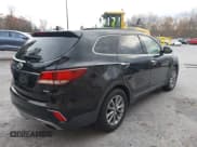 ✅ 2017 Hyundai Santa Fe SE • VIN: KM8SMDHF2HU236582 • Lot: 43593810. Wystawiony na IAAI z przebiegiem 193 175 mil. Bezpłatny archiwum sprzedaży aukcyjnych z USA i szczegółowy raport historii pojazdu na DreamBid. Zdjęcie 4.