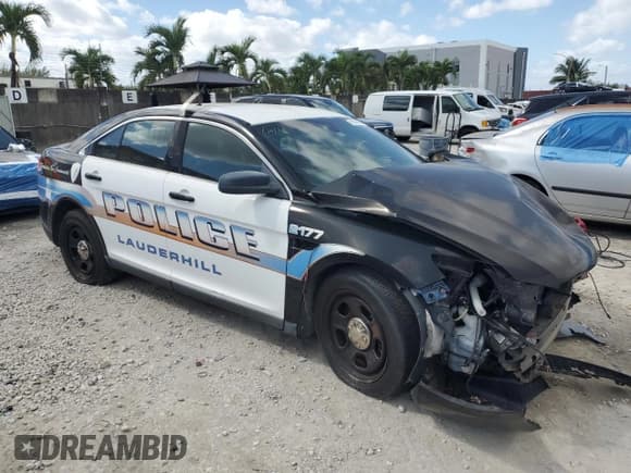 ✅ 2015 Ford Police Interceptor • VIN: 1FAHP2MK6FG159763 • Lot: 71614945. Listed on Copart with Not provided. Free auction sales archive from the USA and detailed vehicle history report at DreamBid. Image 4.