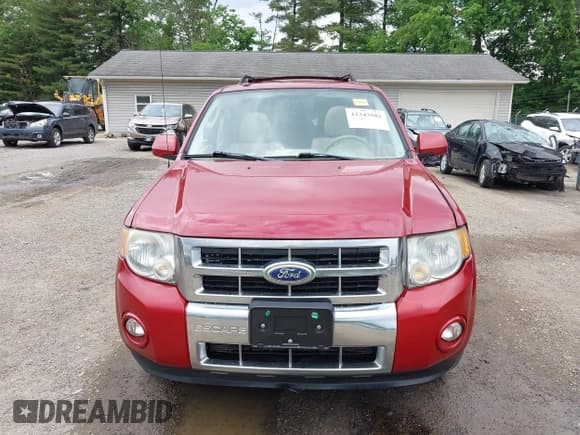 ✅ 2010 Ford Escape Limited • VIN: 1FMCU0EG5AKC21828 • Lot: 42343582. Listed on IAAI with 135,534 mi. Free auction sales archive from the USA and detailed vehicle history report at DreamBid. Image 13.